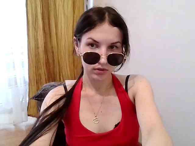 AnnaDear webcam