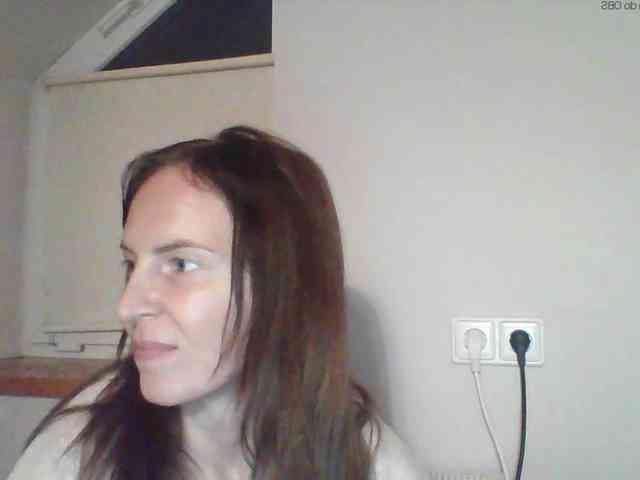 AnnaDear webcam