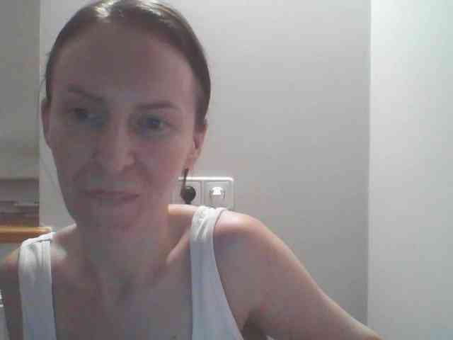 AnnaDear webcam