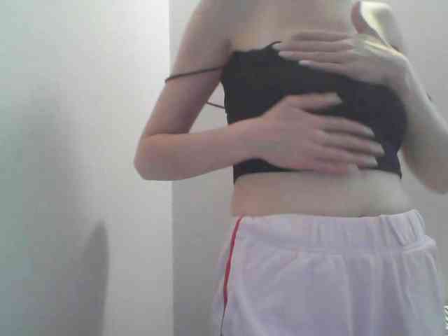AnnaDear webcam