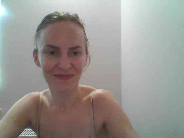 AnnaDear webcam