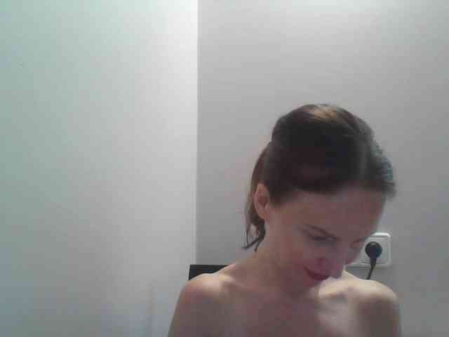 Model: AnnaDear