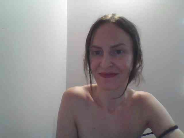 AnnaDear webcam