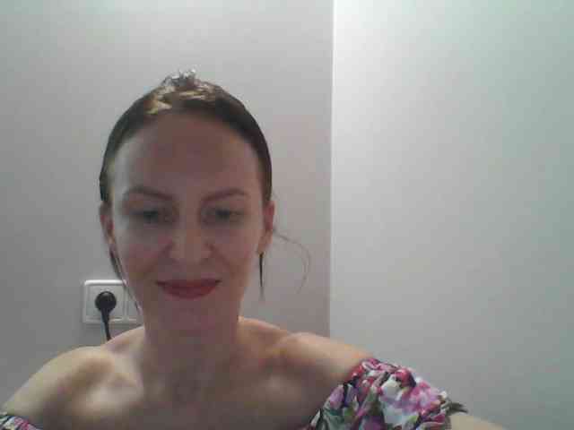 AnnaDear webcam