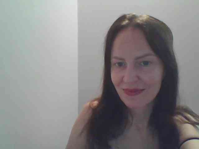 AnnaDear Live Webcam on BongaCams