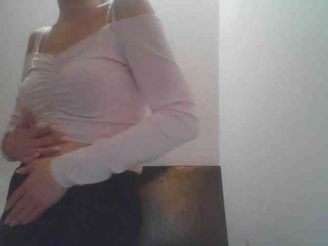 AnnaDear webcam