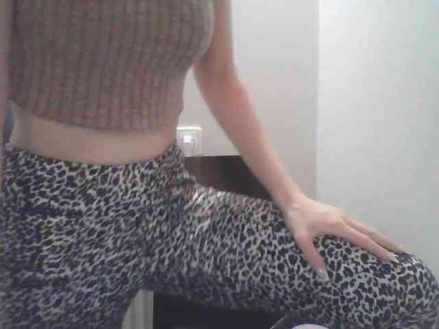AnnaDear webcam