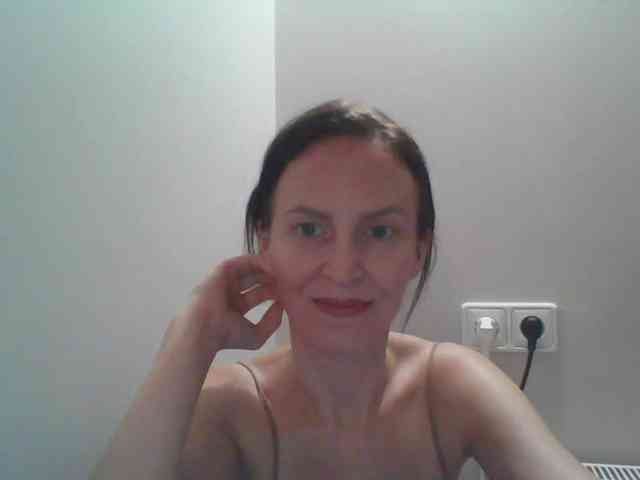 AnnaDear webcam