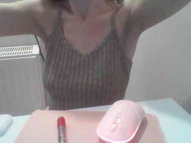 AnnaDear webcam