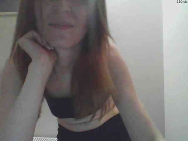 AnnaDear webcam