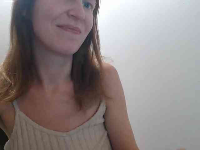 AnnaDear webcam