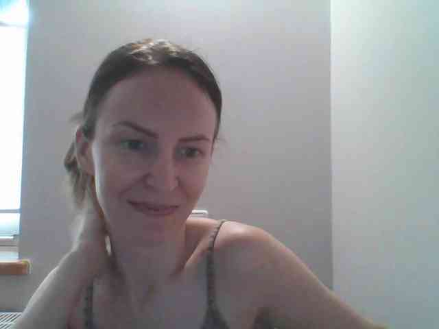 AnnaDear webcam