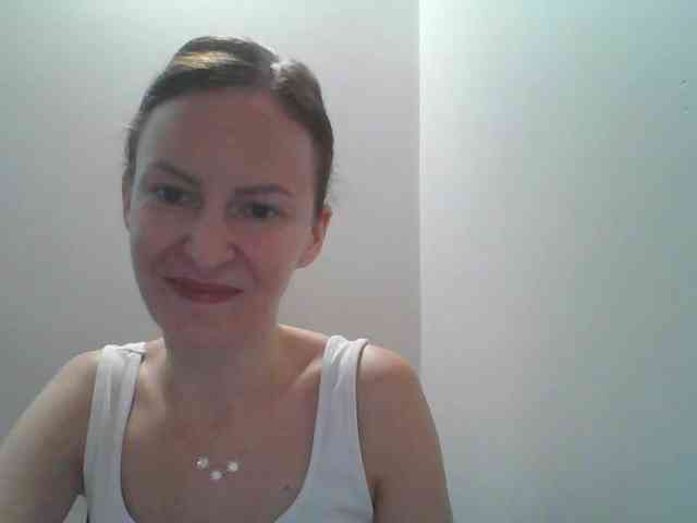 AnnaDear webcam