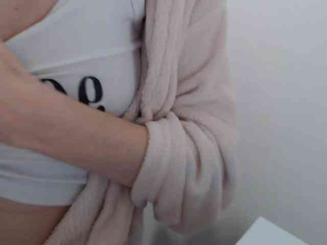 AnnaDear webcam
