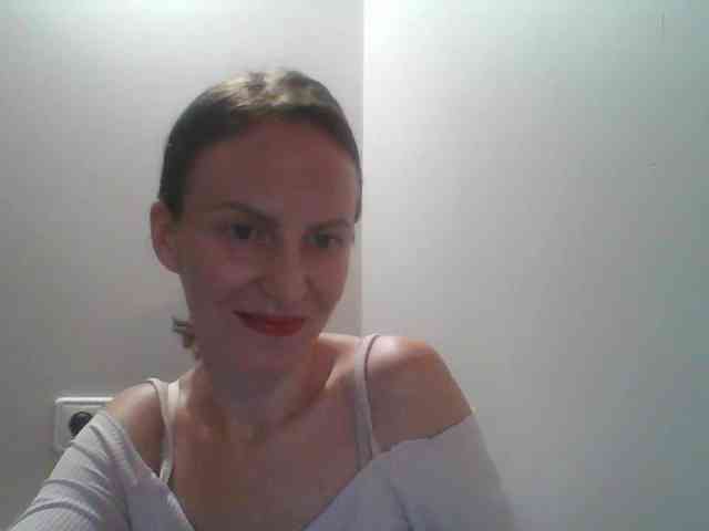 AnnaDear webcam
