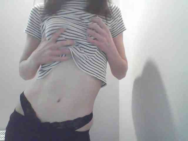 AnnaDear webcam