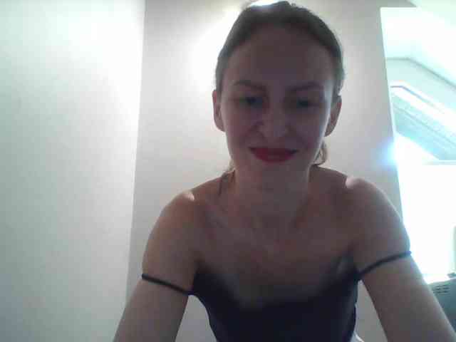 AnnaDear webcam