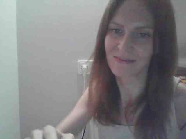 AnnaDear Live Webcam on BongaCams