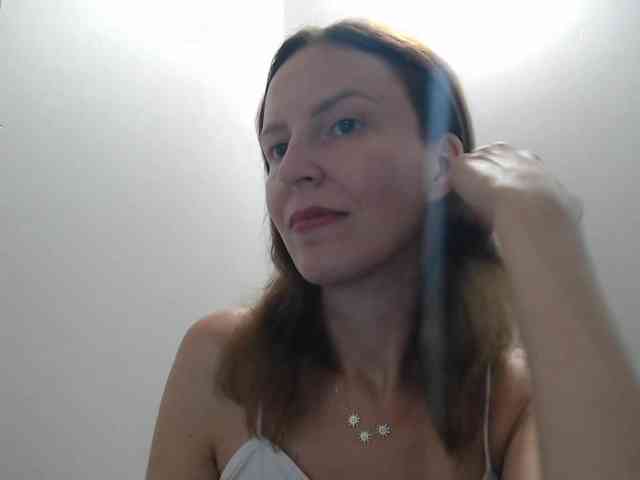 Model: AnnaDear