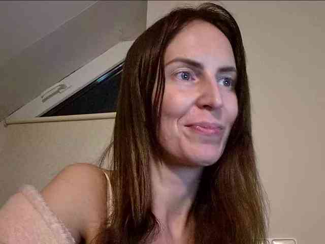 AnnaDear webcam