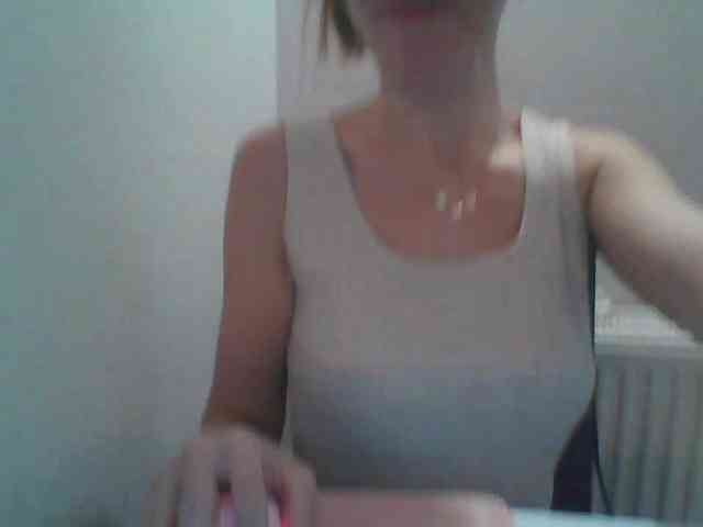 AnnaDear webcam