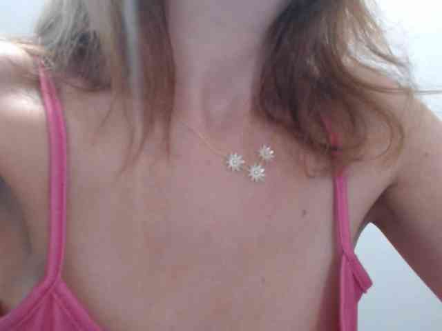 AnnaDear webcam
