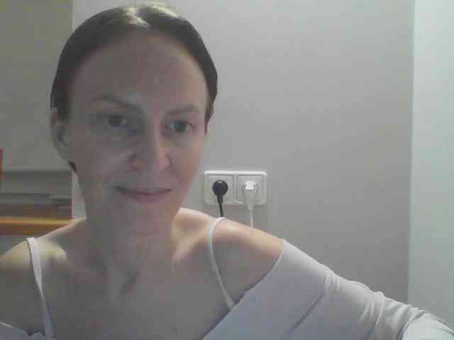 AnnaDear webcam