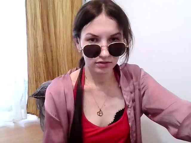 AnnaDear webcam