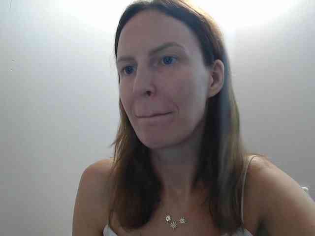 AnnaDear webcam