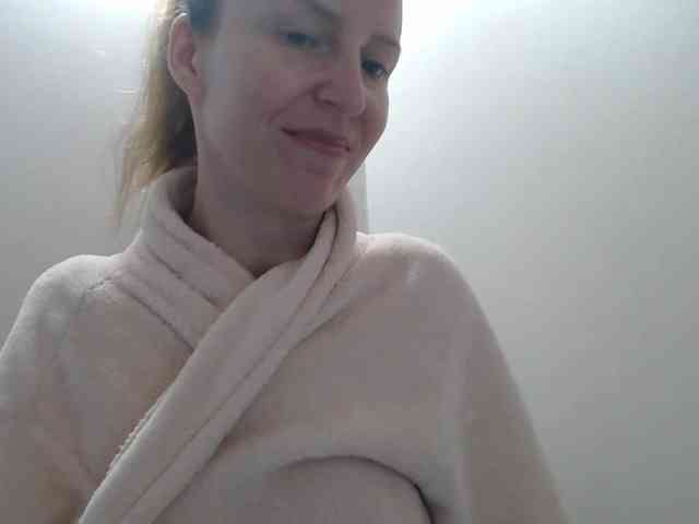 AnnaDear webcam