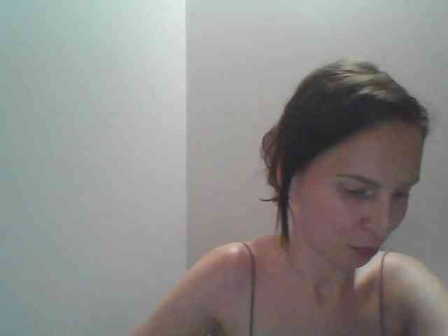AnnaDear webcam
