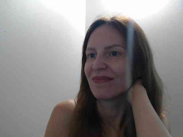 AnnaDear webcam