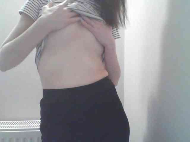 AnnaDear webcam
