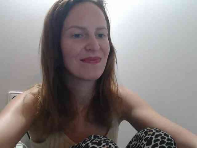 AnnaDear webcam