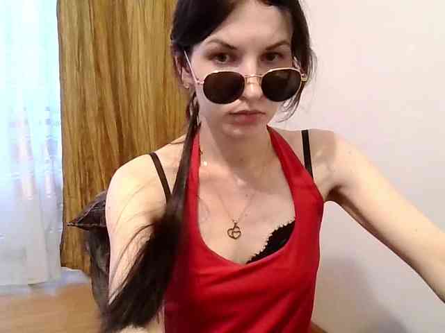 AnnaDear webcam
