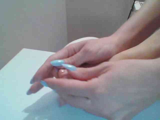 AnnaDear webcam