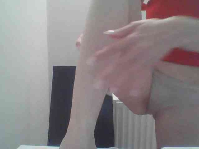 AnnaDear webcam