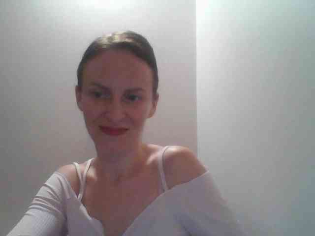 AnnaDear webcam
