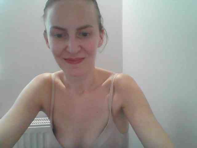 AnnaDear webcam