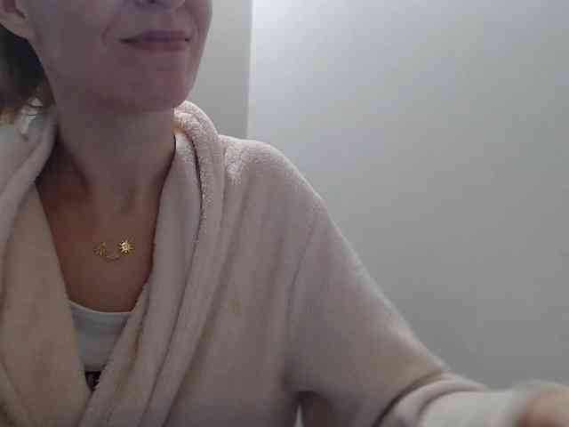 AnnaDear webcam
