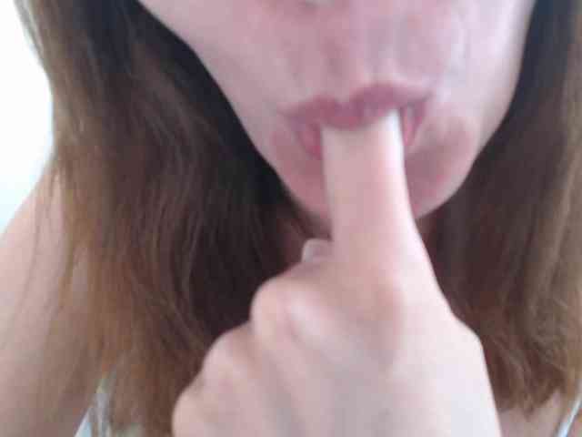 AnnaDear webcam