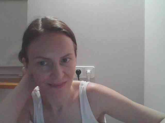 AnnaDear webcam
