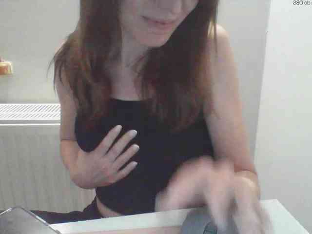 AnnaDear webcam