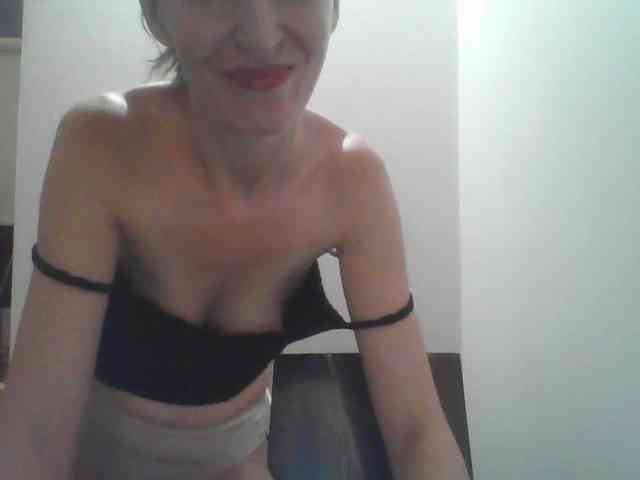 AnnaDear webcam