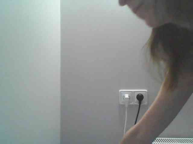 AnnaDear webcam