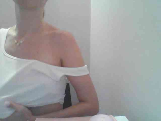 AnnaDear webcam