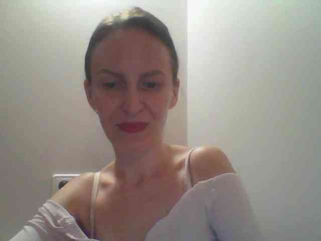 AnnaDear webcam