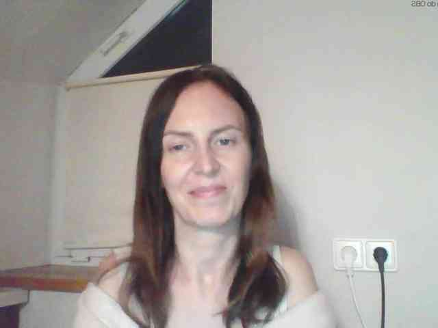 AnnaDear webcam