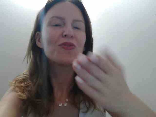 AnnaDear webcam