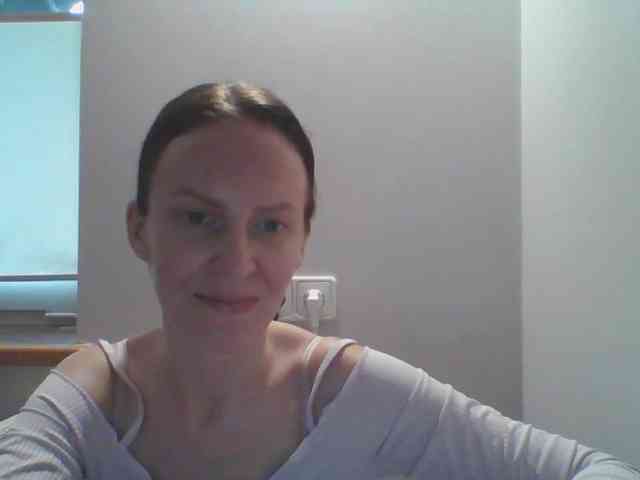 AnnaDear webcam